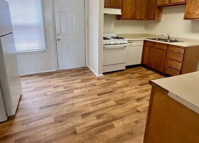 Property at 840 Lancer Dr Unit 830, Portsmouth, VA, 23701, 2 beds, 1.5 baths, [object Object]