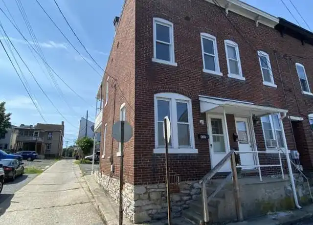 Property at 626 Walton St, Lebanon, PA, 17042, 2 beds, 1 bath, [object Object]
