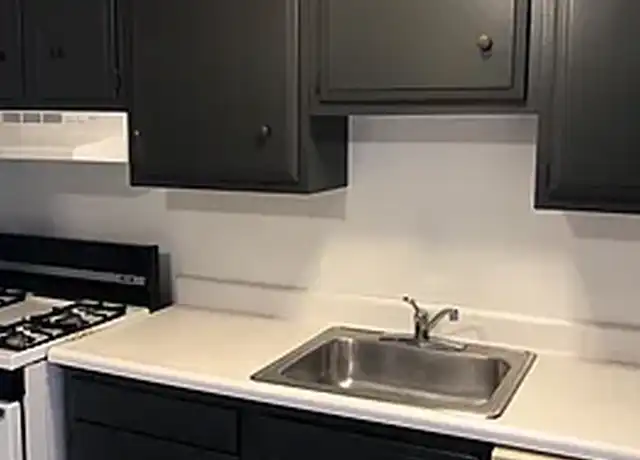 Property at Whitmill - 3143 Bellreng Dr, Niagara Falls, NY, 14304, 1 bed, 1 bath, [object Object]
