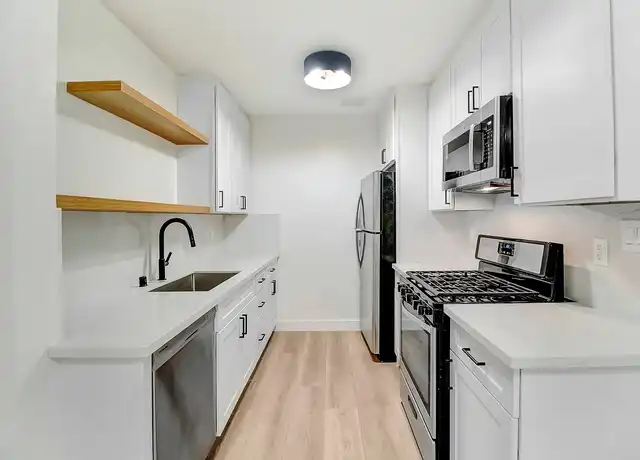 Property at 1545 North Laurel - 1545 N Laurel Ave, Los Angeles, CA, 90046, 1-2 bed, 1-1.5 bath, [object Object]
