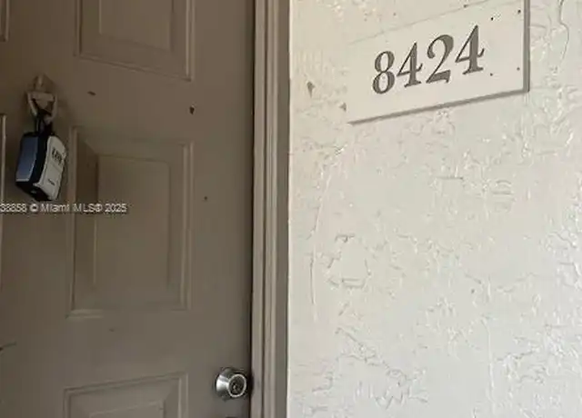 Property at 8424 Coral Lake Way, Coral Springs, FL, 33065, 1 bed, 1 bath, [object Object]