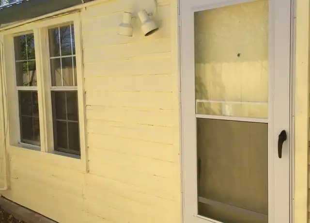 Property at 2305 30th St, Lubbock, TX, 79411, 1 bed, 1 bath, [object Object]