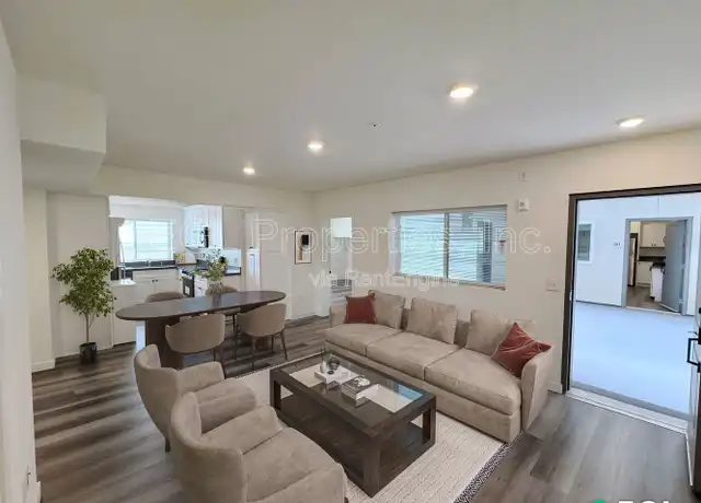 Property at 10505 Hawthorne Blvd Unit 210, Inglewood, CA, 90304, 3 beds, 3 baths, [object Object]