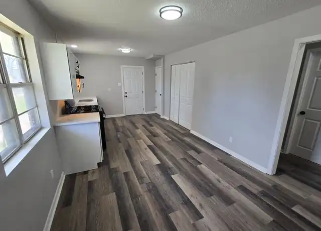 Property at 701 Cedar St, North Little Rock, AR, 72114, 3 beds, 1.5 baths, [object Object]
