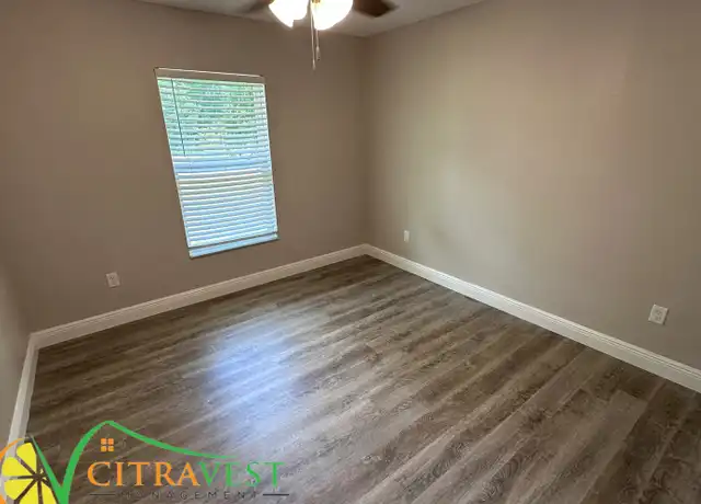 Property at 9400 N Del Rio Way, Citrus Springs, FL, 34434, 3 beds, 2 baths, [object Object]
