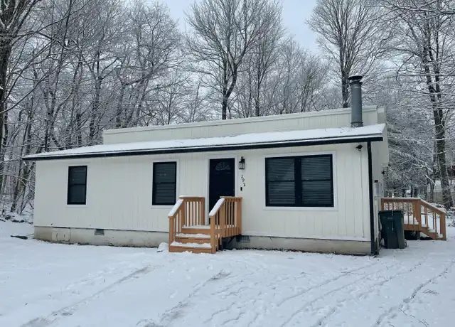 Property at 9334 Fairmount Way, Tobyhanna, PA, 18466, 3 beds, 1 bath, [object Object]