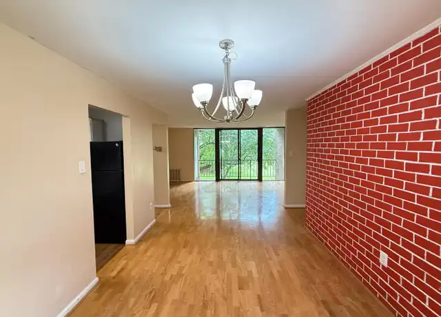 Property at 770 Quince Orchard Blvd #101, Gaithersburg, MD, 20878, 3 beds, 2 baths, [object Object]