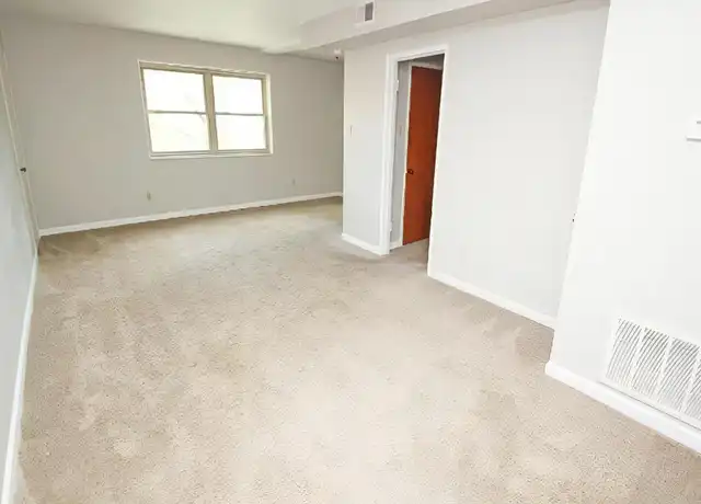Property at 5559 Bartlett St, Pittsburgh, PA, 15217, 1 bed, 1 bath, [object Object]