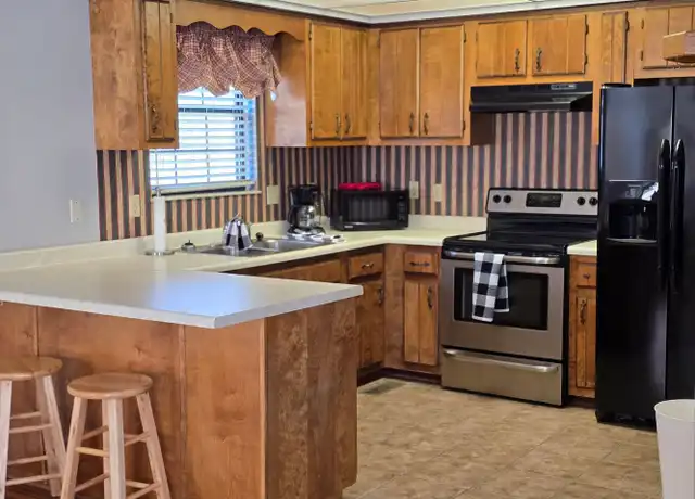 Property at 101 Gates Dr Unit 101-J, Oak Ridge, TN, 37830, 1 bed, 1 bath, [object Object]