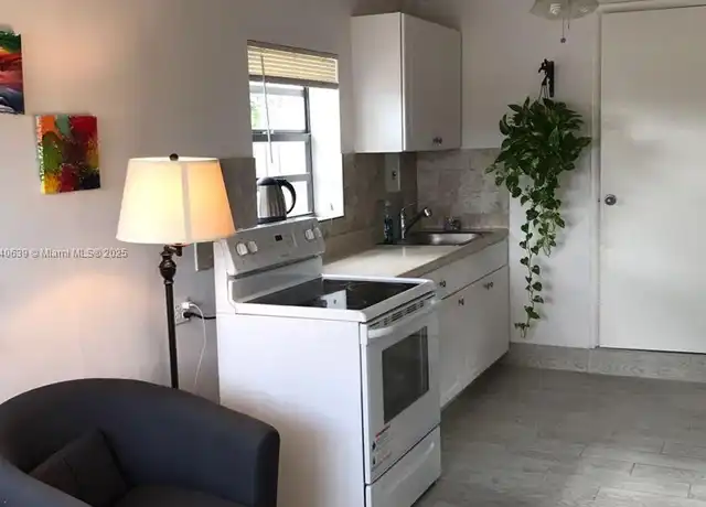 Property at 815 NE 172nd Ter Unit B, Miami, FL, 33162, 0 beds, 1 bath, [object Object]
