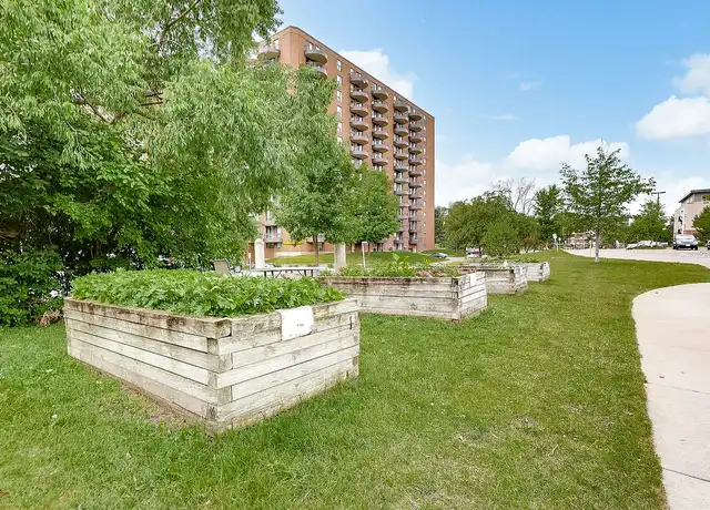 Property at York Town Continental - 7151 York Ave S, Minneapolis, MN, 55435, 1 bed, 1 bath, [object Object]