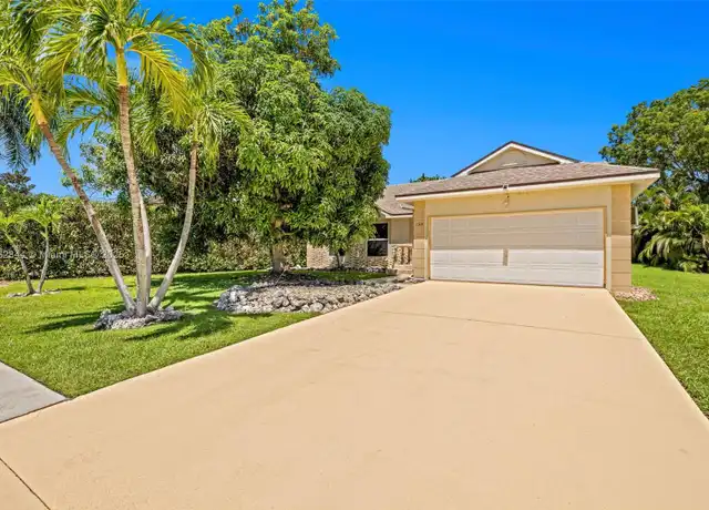 Property at 1318 Bayport Ave, Marco Island, FL, 34145, 3 beds, 2 baths, [object Object]