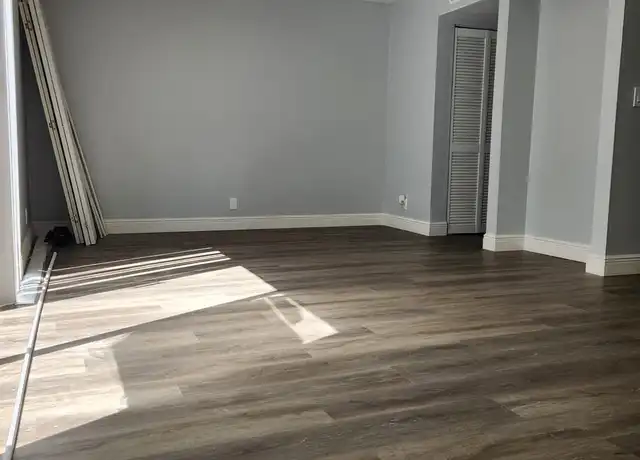 Property at 5668 Blueberry Ct #17, Lauderhill, FL, 33313, 4 beds, 2.5 baths, [object Object]