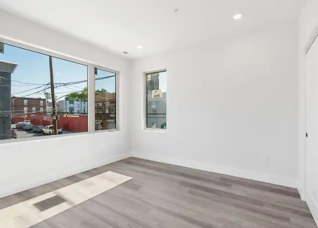 Property at 2061 N 62nd St, Philadelphia, PA, 19151, 2 beds, 1 bath, [object Object]