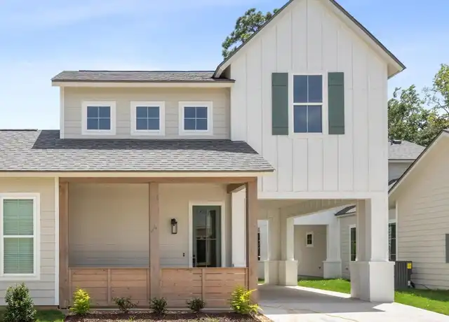 Property at 118 Mayberry Grove ST, Youngsville, LA, 2 beds, 2.5 baths, [object Object]