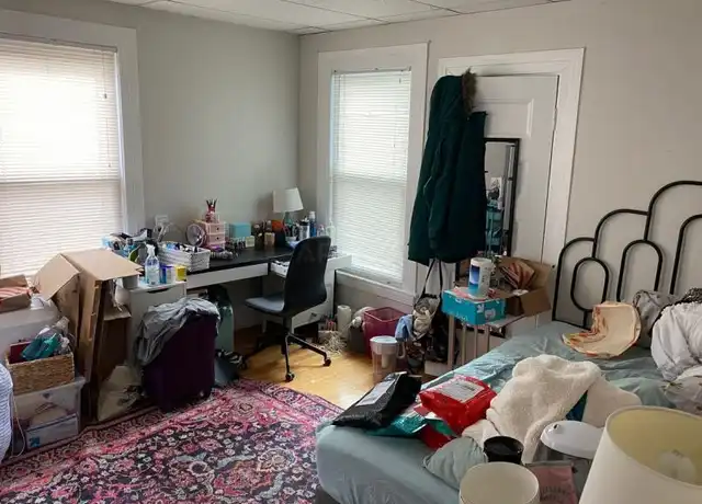 Property at 890 Broadway, Somerville, MA, 02144, 6 beds, 2 baths, [object Object]