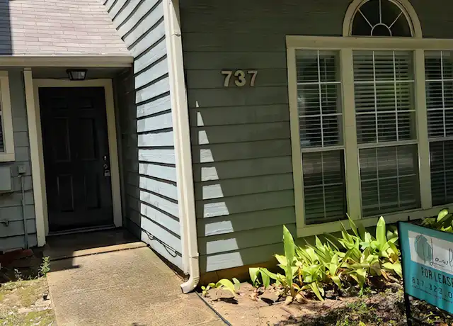Property at 737 Berkley Plz, Irving, TX, 75061, 1 bed, 1.5 baths, [object Object]
