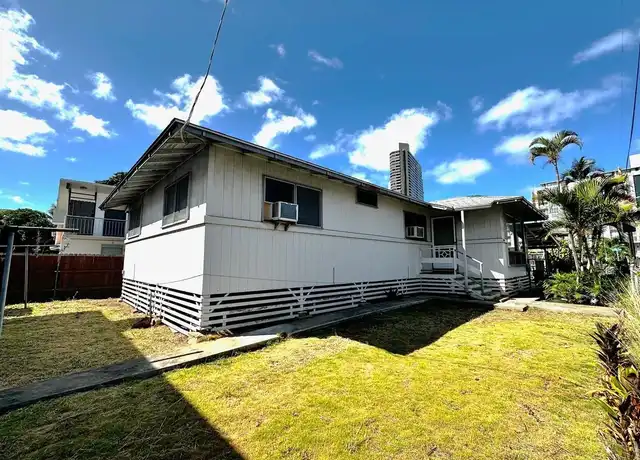 Property at 807 Kaaloa St, Honolulu, HI, 96826, 4 beds, 2 baths, [object Object]