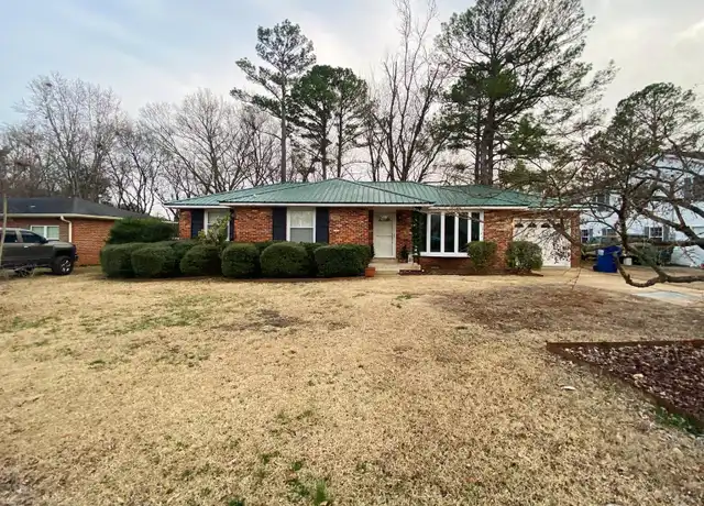 Property at 7602 Holland Dr SW, Huntsville, AL, 35802, 3 beds, 2 baths, [object Object]