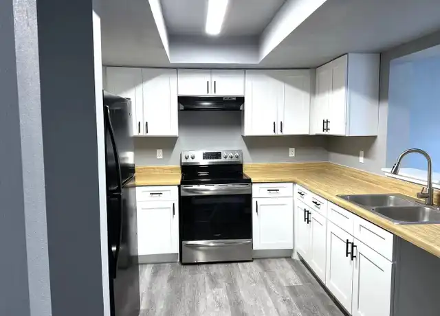 Property at 403 Hartline Dr, San Antonio, TX, 78218, 1 bed, 1 bath, [object Object]