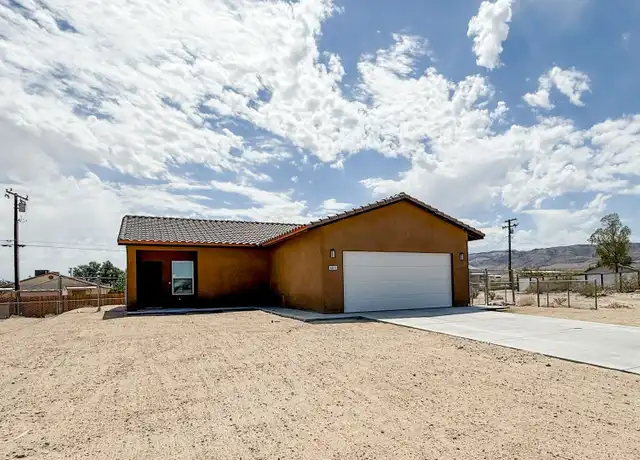 Property at 6611 Sherman Hoyt Ave Unit 29, Twentynine Palms, CA, 92277, 3 beds, 2 baths, [object Object]