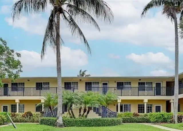 Property at 410 SW 15th St Unit 206, Pompano Beach, FL, 33060, 2 beds, 2 baths, [object Object]