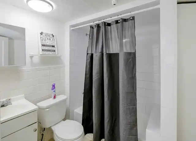 Property at 816 E Cayuga St, Tampa, FL, 33603, 1 bed, 1 bath, [object Object]