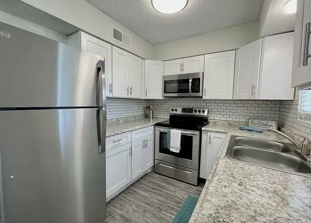 Photo of 6201 N 16th St, Phoenix, AZ 85016