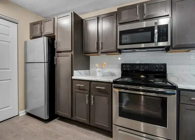 Property at Crystal Lake - 7680 W Highway 98, Pensacola, FL, 32506, 2 beds, 2 baths, [object Object]