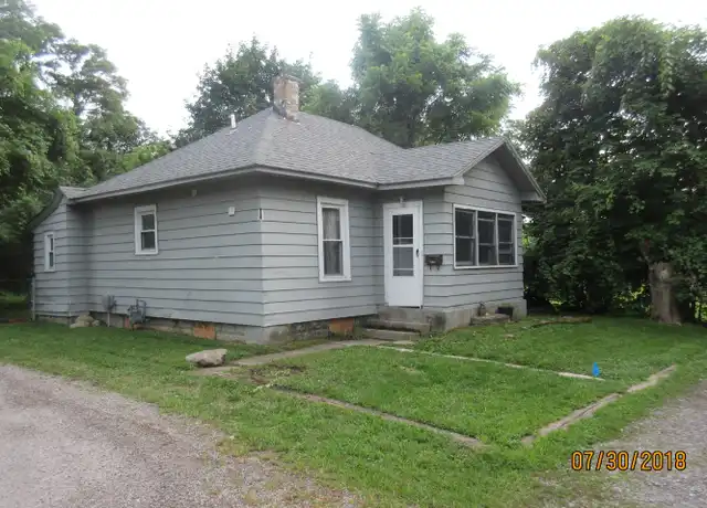 Property at 2103 Carlton Ave, Fort Wayne, IN, 46802, 2 beds, 1 bath, [object Object]