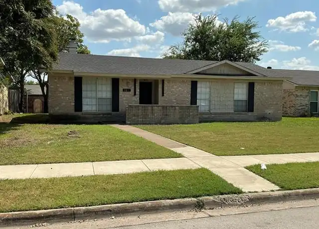 Property at 904 Valley View Dr, Allen, TX, 75002, 3 beds, 2 baths, [object Object]