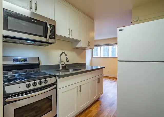 Property at La Mirada - 1120 NE 43rd St, Seattle, WA, 98105, 1 bed, 1 bath, [object Object]