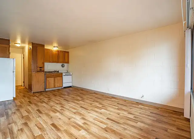 Property at La Mirada - 1120 NE 43rd St, Seattle, WA, 98105, 0 beds, 1 bath, [object Object]