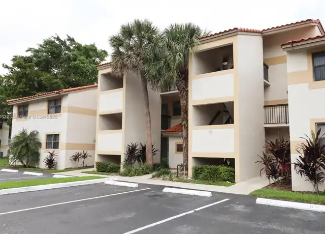 Property at 9779 Nob Hill Ct Unit 9779, Sunrise, FL, 33351, 1 bed, 1 bath, [object Object]