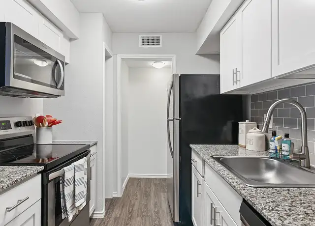 Photo of 5118 Broadway Blvd, Garland, TX 75043