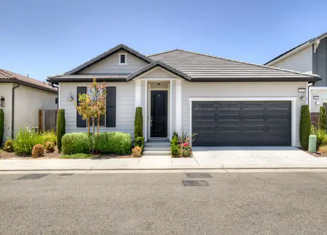 Property at 2935 N Leya Dr, Fresno, CA, 93727, 3 beds, 2 baths, [object Object]