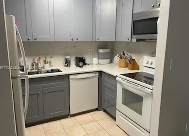 Property at 2671 Riverside Dr #7, Coral Springs, FL, 33065, 2 beds, 1 bath, [object Object]