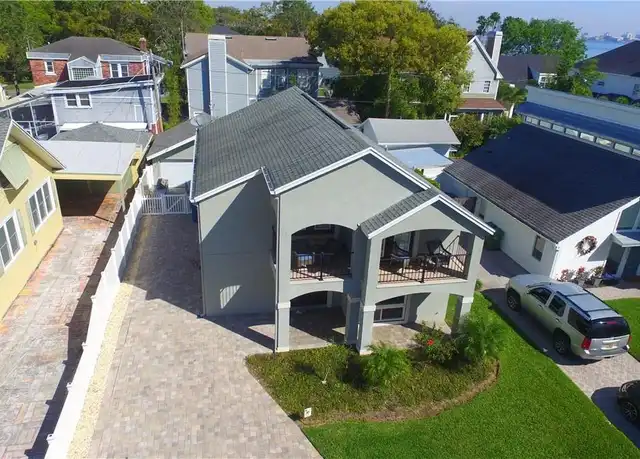 Property at 2905 W Bay Court Ave, Tampa, FL, 33611, 3 beds, 2.5 baths, [object Object]