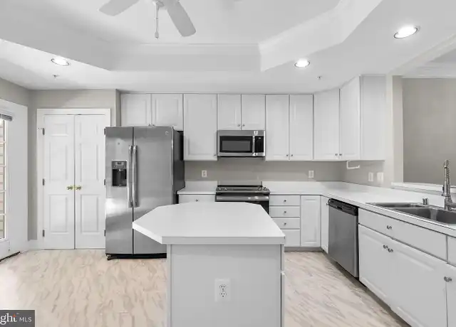 Property at 359 Southport Dr, Edgewater, MD, 21037, 2 beds, 2 baths, [object Object]