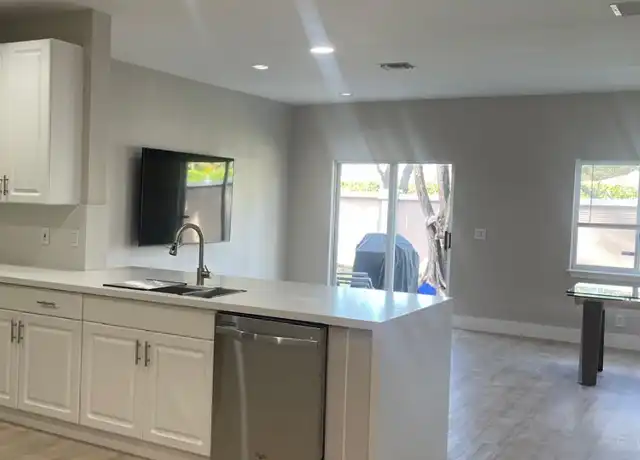Property at 13227 NW 7th Dr, Plantation, FL, 33325, 3 beds, 2.5 baths, [object Object]