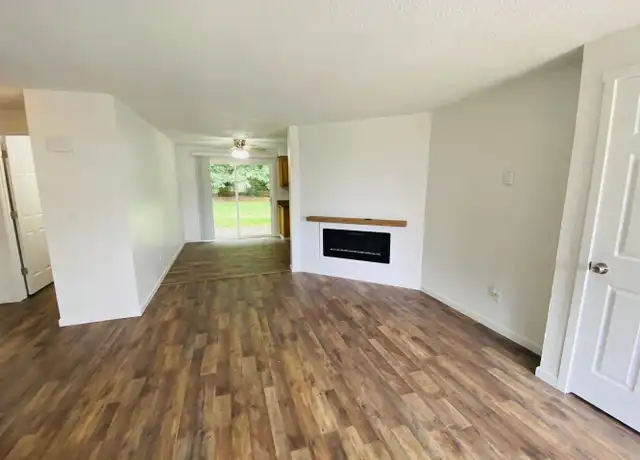 Property at 11040 N Skagit St Unit A, Burlington, WA, 98233, 2 beds, 1 bath, [object Object]