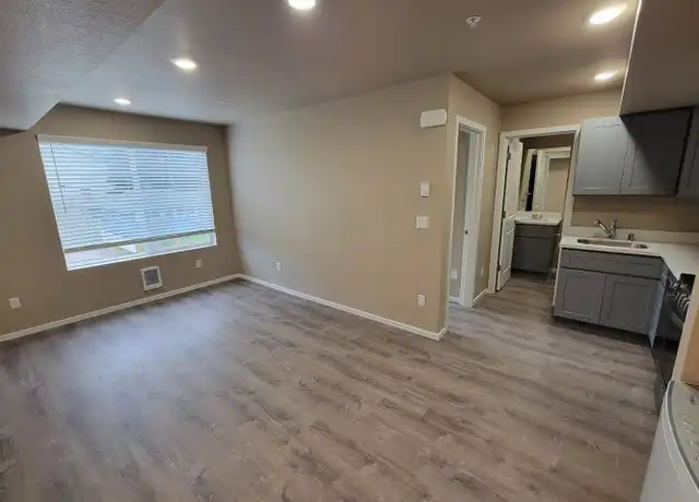 Property at 4045 S Puget Sound Ave Unit 106, Tacoma, WA, 98409, 1 bed, 1 bath, [object Object]