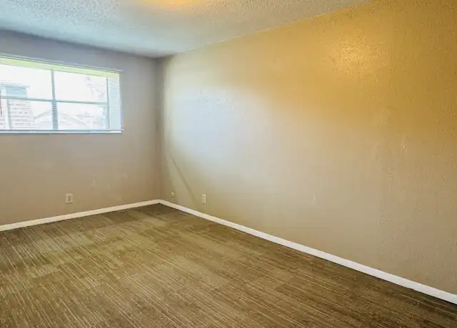 Property at 206 N 10th St Unit 25, Orange, TX, 77630, 2 beds, 1 bath, [object Object]