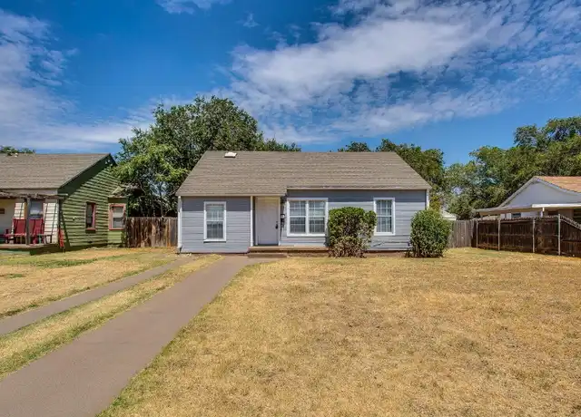 Property at 2306 29th St, Lubbock, TX, 79411, 3 beds, 2 baths, [object Object]
