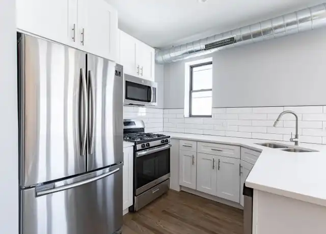 Property at 1106 W Newport Ave Unit 1106-2, Chicago, IL, 60657, 2 beds, 2 baths, [object Object]