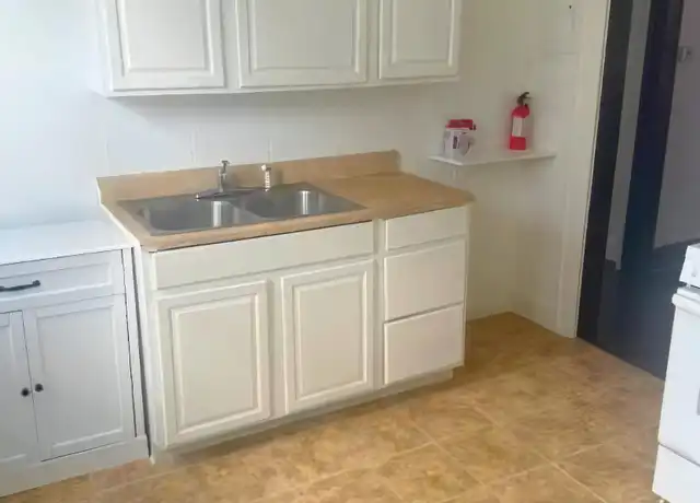 Property at 38 Arsdale Ter, East Orange, NJ, 07018, 3 beds, 1 bath, [object Object]