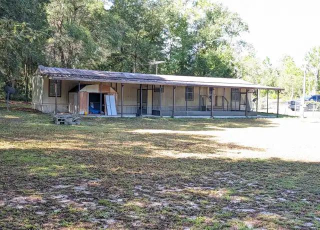Property at 220 Guy Ave, Interlachen, FL, 32148, 2 beds, 2 baths, [object Object]