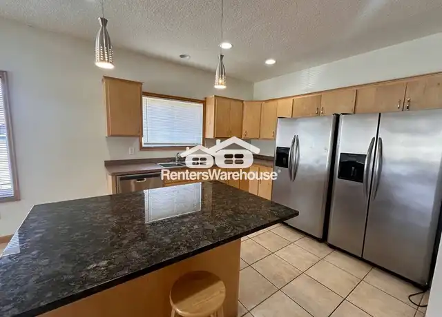 Property at 1716 Rollins Ave SE #2, Minneapolis, MN, 55414, 5 beds, 2 baths, [object Object]