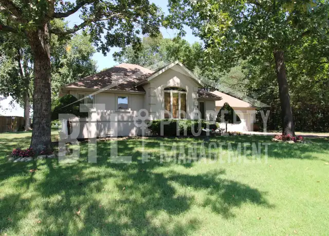 Property at 271 Loganberry Rd, Branson, MO, 65616, 3 beds, 2 baths, [object Object]