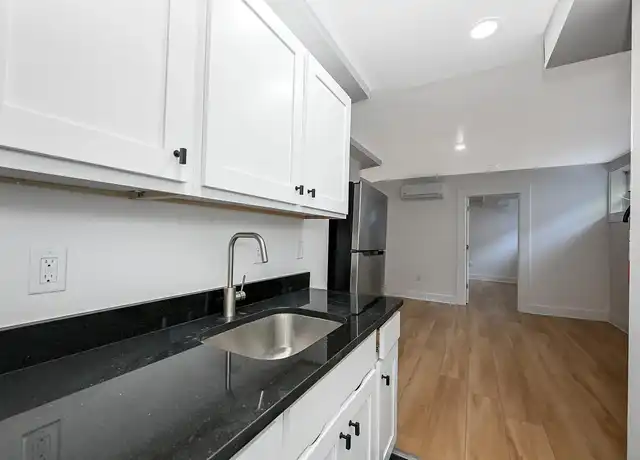 Property at Detroit 83 - 1384 W 83rd St, Cleveland, OH, 44102, 1 bed, 1 bath, [object Object]